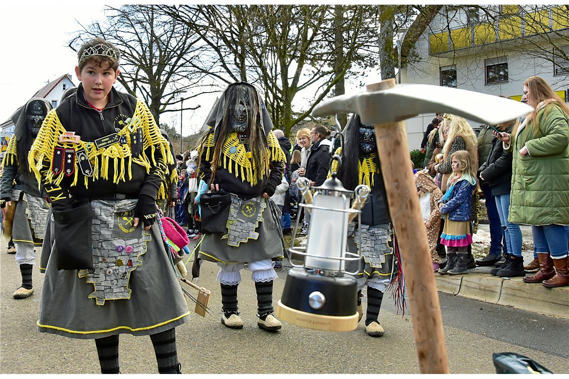 Die Renninger Stoibruch-Hexa. Faschingsumzug in Althütte. SK
