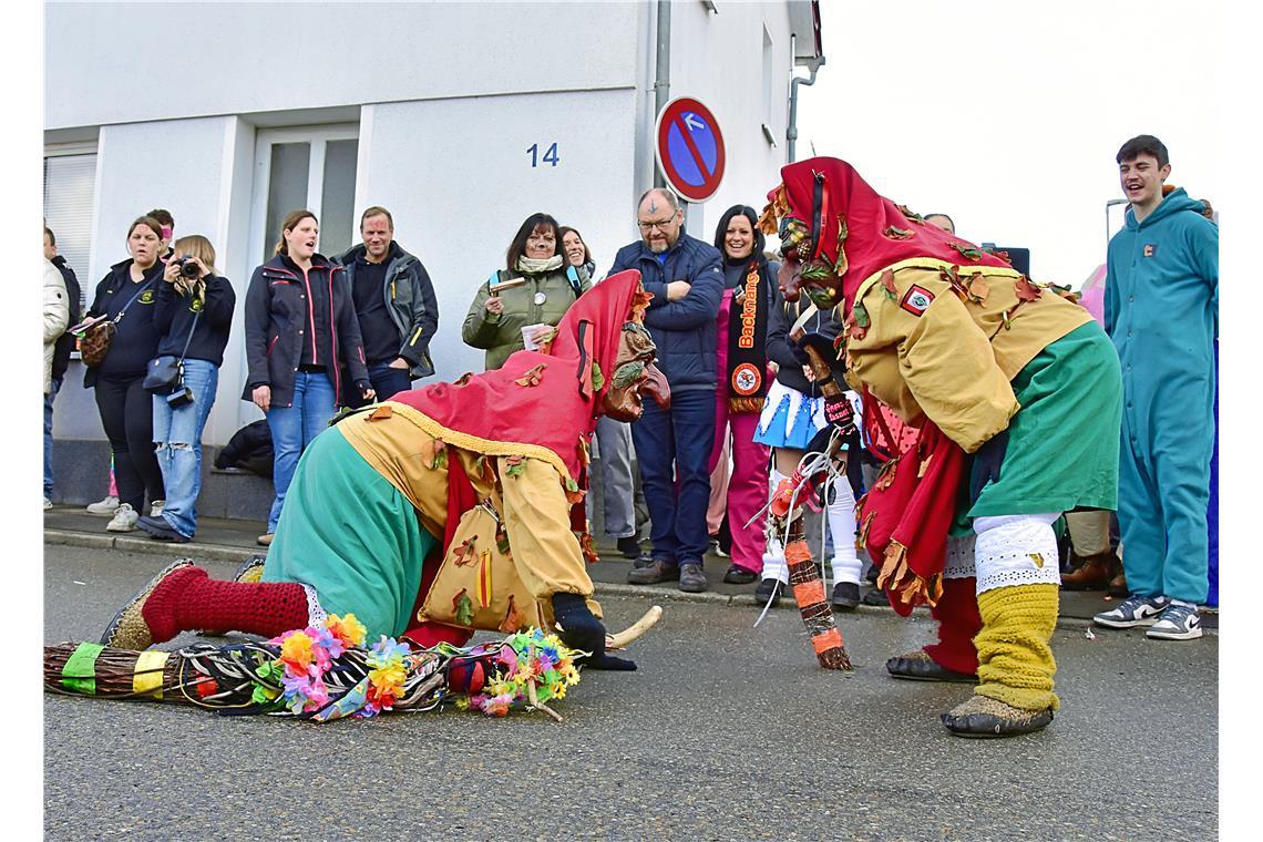 Die Rohrer Waldhexen. Faschingsumzug in Althütte. SK