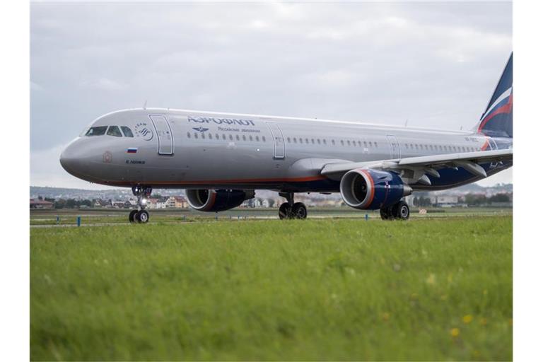 Die russische Fluggesellschaft Aeroflot verliert Geschäftspartner. Foto: picture alliance / Sebastian Gollnow/dpa