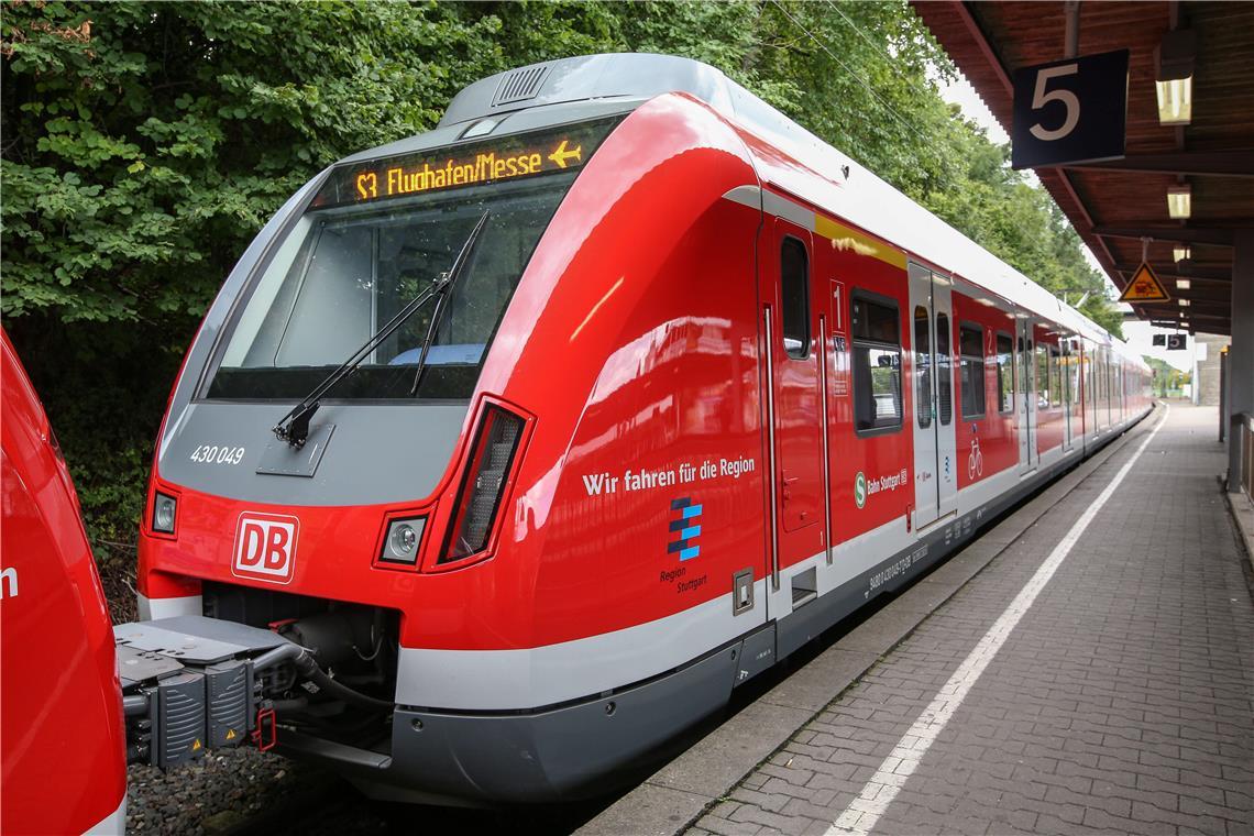 Die S-Bahn ist zum Straßenfest zwischen Maubach und Backnang kostenfrei nutzbar. Archivfoto: Edgar Layher