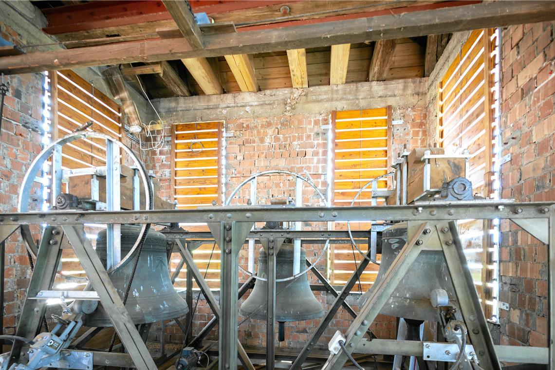 Jakobuskirche in Oppenweiler erstrahlt in neuem Glanz Die Schäden im Glockenturm waren größer als erwartet. Unter anderem vier Balken mussten erneuert werden.