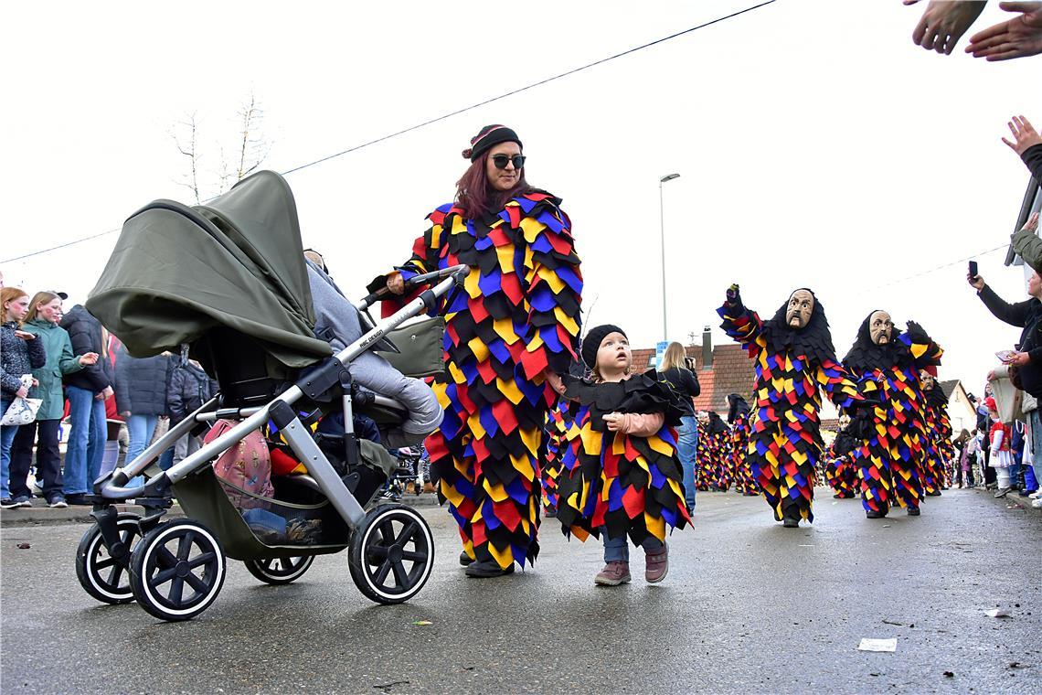 Die Schbiallomba-Schlotzer aus Auenwald sind auch mit dem Nachwuchs am Start. Fa...