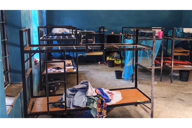 Die Schlafsäle der St. Mary’s Catholic Primary and Secondary School, nachdem bewaffnete Männer Kinder und Mitarbeiter in der Gemeinde Papiri in Nigeria entführt hatten.