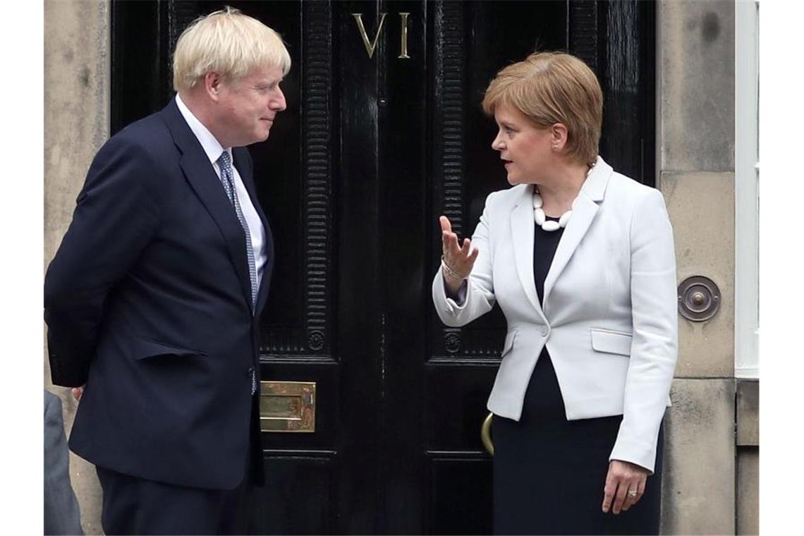 Polit-Eiszeit: Johnson brüskiert Schottlands Sturgeon