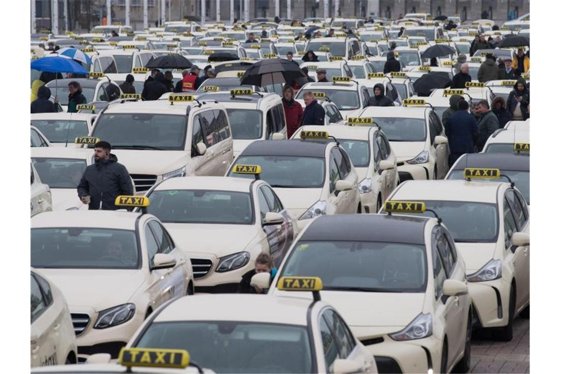 Reform des Taxi- und Fahrdienstmarkts kommt voran