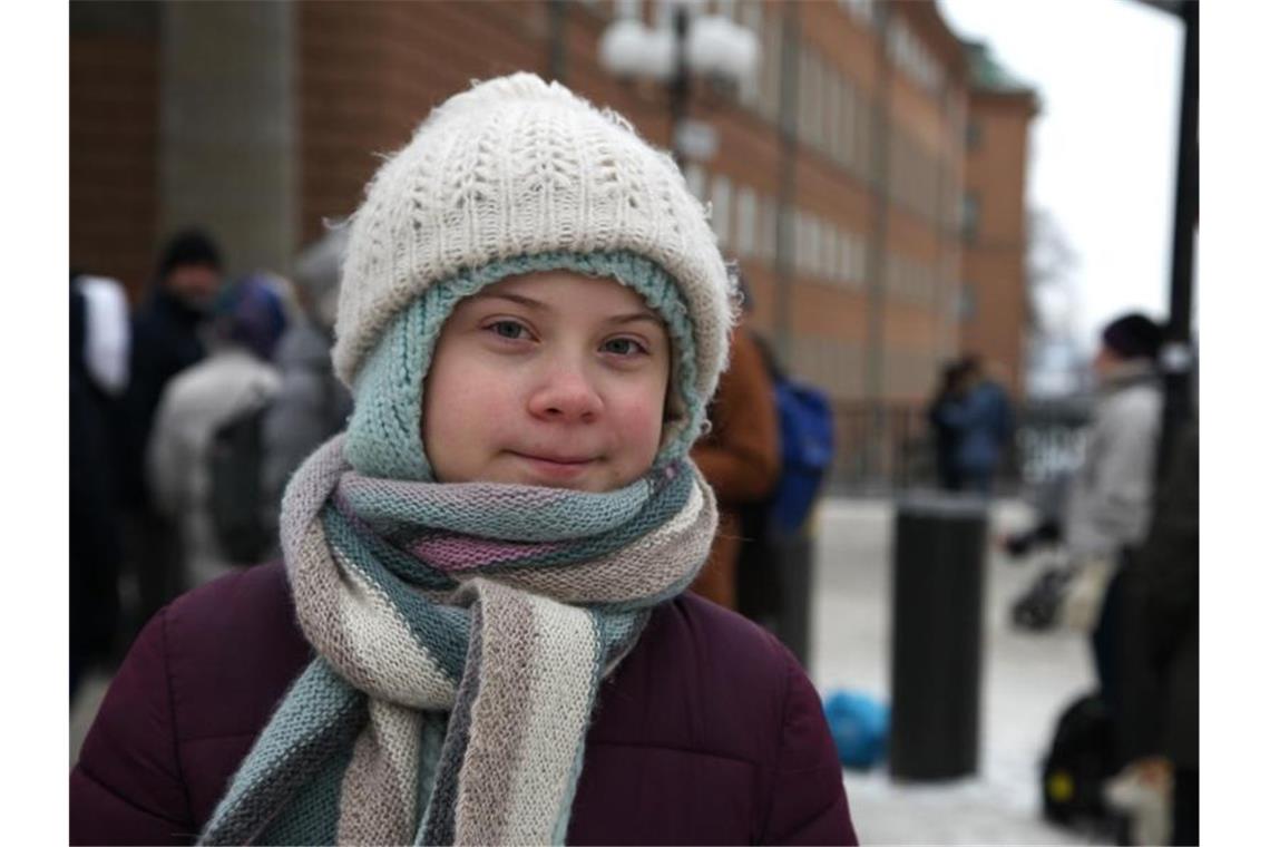 Greta Thunberg: Die „16-jährige Schwedin“ ist jetzt 17 Die schwedische Klimaaktivistin Greta Thunberg ist 17 Jahre alt geworden. Foto: Steffen Trumpf/dpa