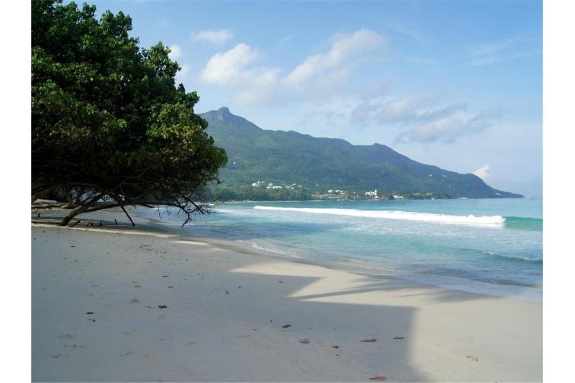 EU-Minister kürzen Liste der Steueroasen Die Seychellen sowie Anguilla und Dominica werden nun „Annex II“ der Liste der Steueroasen aufgeführt - sie steht für Gebiete, die in Steuersachen nicht kooperieren, aber Reformen versprochen haben. Foto: picture alliance / dpa
