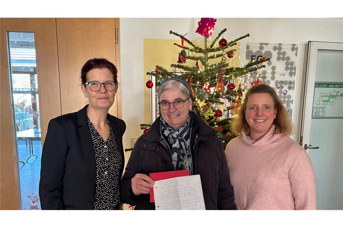 Die Spende nahm am Mittwoch Schwester Nicola Maria entgegen.