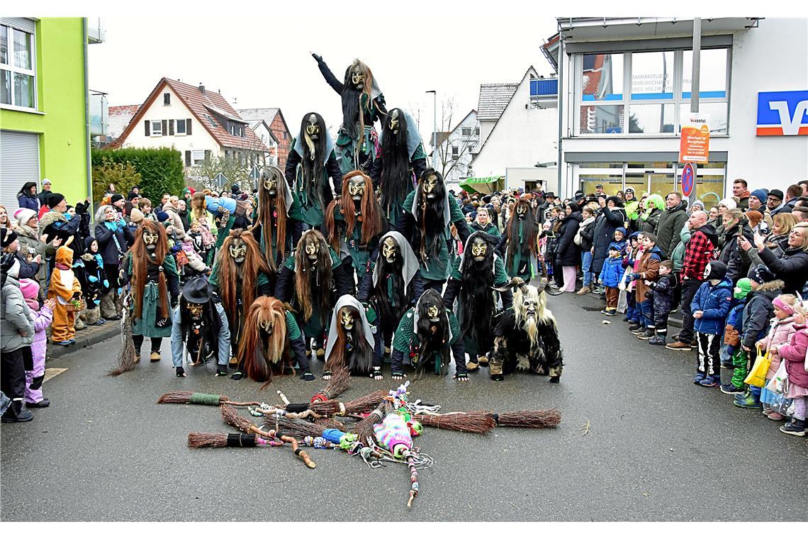 Die Spiegelberger Wetzstoi-Hexa beeindrucken mit einer imposanten Pyramide.