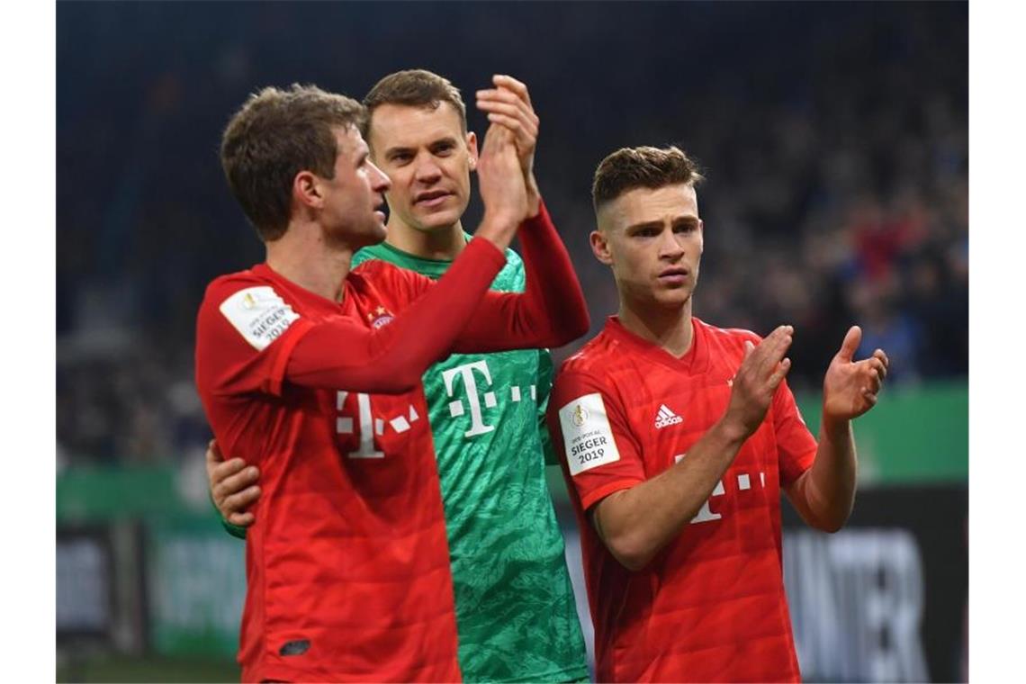 Die Spieler des FC Bayern München verzichten auf 20 Prozent ihrer Gehälter. Foto: Bernd Thissen/dpa