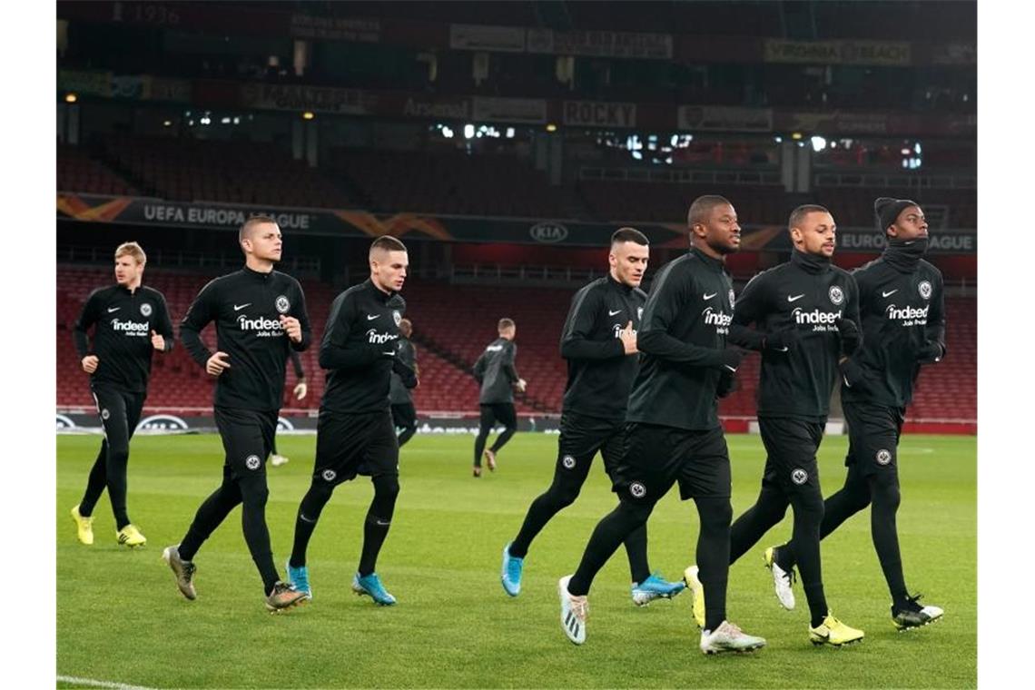 Die Spieler von Eintracht Frankfurt stehen beim FC Arsenal unter Erfolgsdruck. Foto: John Walton/PA Wire/dpa