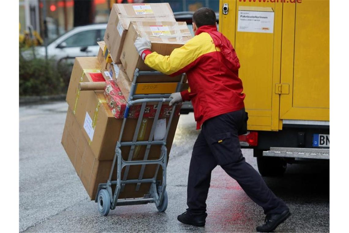 Gesetz für Paketboten umstritten