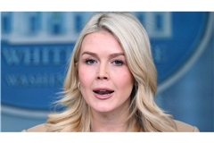 Die Sprecherin von  Trump, Karoline Leavitt, sagte am Donnerstag in Washington, die Entsendung europäischer Soldaten nach Grönland ändere nichts an Trumps Haltung (Archiv).