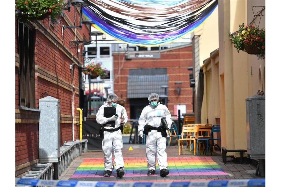Die Spurensicherung musste an ingesamt vier Tatorten anrücken. Foto: Jacob King/PA Wire/dpa