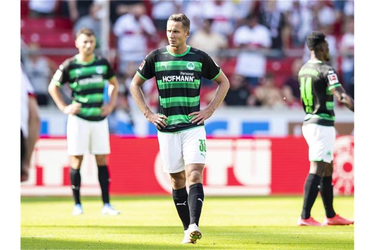 Die SpVgg Greuther Fürth verlor deutlich in Stuttgart. Foto: Tom Weller/dpa