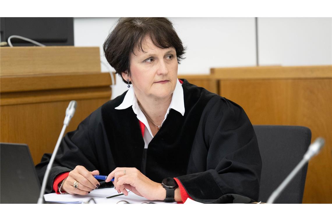 Die Staatsanwaltschaft fordert im Prozess gegen die ehemalige RAF-Terroristin Daniela Klette eine lange Haftstrafe. (Archivbild)