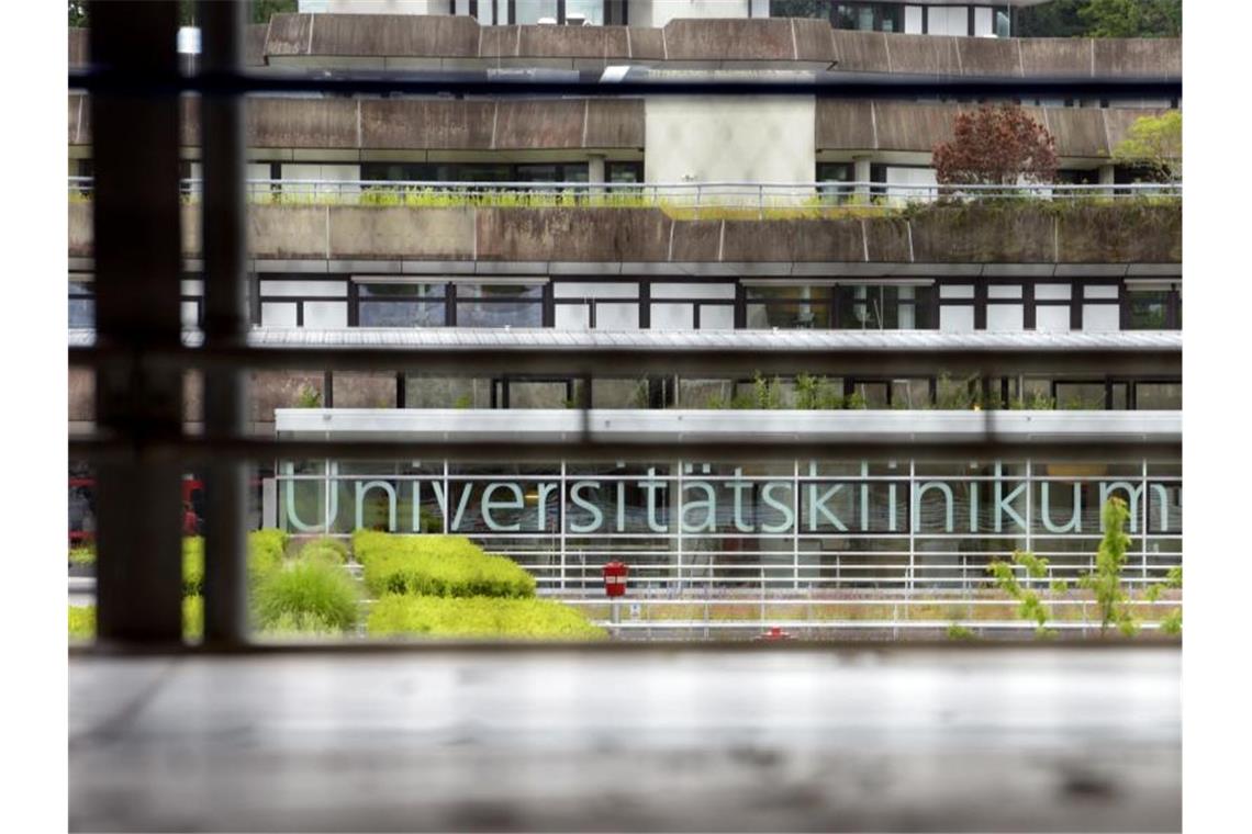 Ulm: Morphium-Verdacht gegen Krankenschwester war LKA-Fehler Die Staatsanwaltschaft geht nach eigenen Angaben weiter davon aus, dass jemand die Säuglinge in der Ulmer Uniklinik vergiften wollte. Foto: Stefan Puchner/dpa