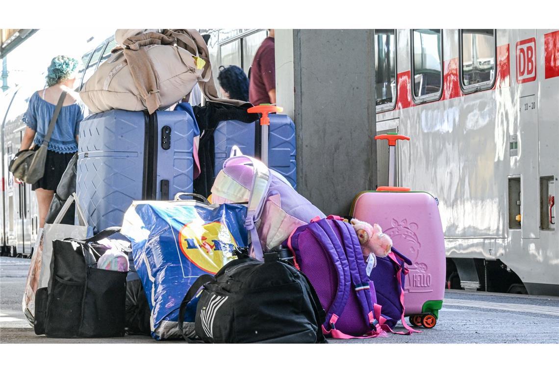 Die Störung im Bahnverkehr konnte gegen 0.30 Uhr behoben werden. Seither rollen die Züge wieder.