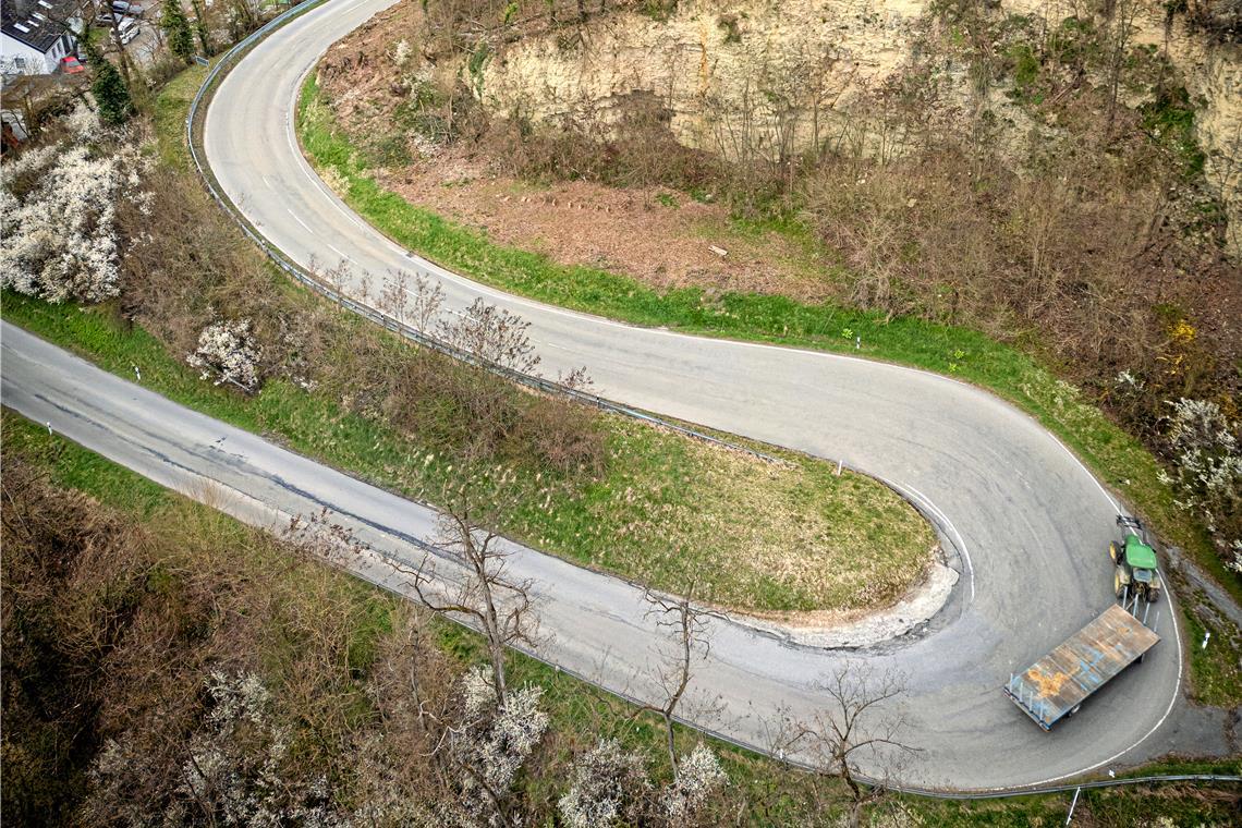 Die Straße zwischen Burgstall und Kirchberg wird saniert. Foto: Alexander Becher