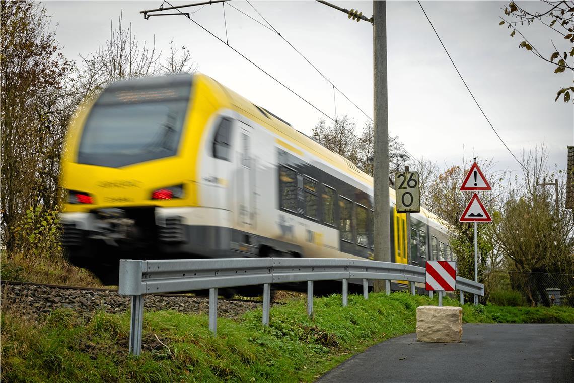 Die streckenweise Eingleisigkeit der Murrbahn, hier bei Oppenweiler-Reichenbach, führt dazu, dass sich kleine Verspätungen aus vorheriger Fahrt noch weiter aufbauen. Archivfoto: Alexander Becher