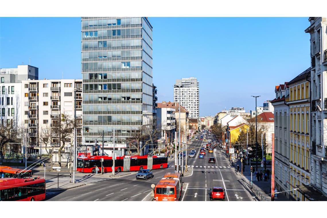 Die Stuttgarter Szene reist per Bus nach Bratislava und ist bereit seit Stunden unterwegs. Im Lauf des Vormittags wird die Ankunft am Spielort erwartet. (Symbolbild)