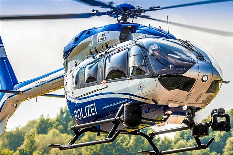 Die Suche nach der Frau hält noch an. Auch mit dem Hubschrauber halten die Beamten nach ihr Ausschau. Symbolfoto: privat 