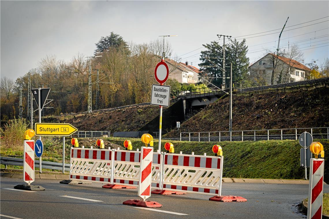 Die südliche Auffhart auf die B14 (Anschlußstelle Mitte) ist gesperrt