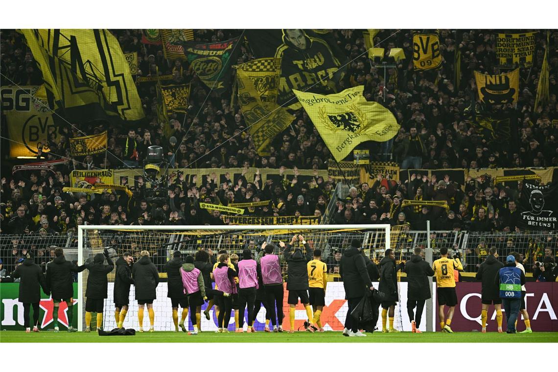 Die Südtribüne soll auch gegen Inter ein besonderer Rückhalt sein. (Archivbild)