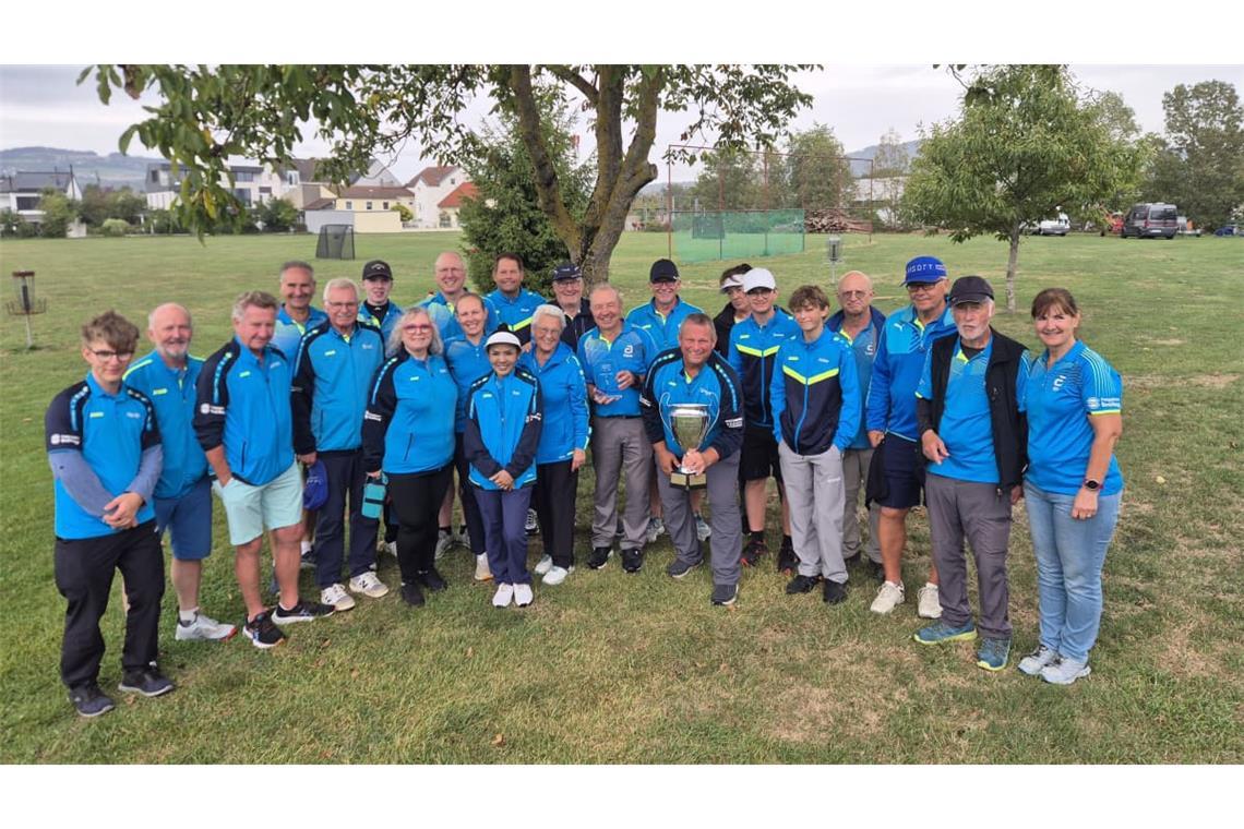 Die SwinGolf-Mannschaft des SGV Renningen in Linz.