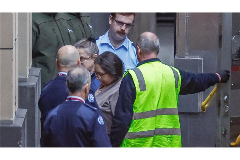 Die Täterin muss mindestens 33 Jahre in Haft.