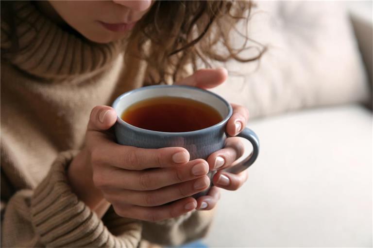 Die Tea-App ist die neue Top-App in den USA - exklusiv für Frauen. Was sie kann, warum sie kritisiert wird & was problematisch ist.
