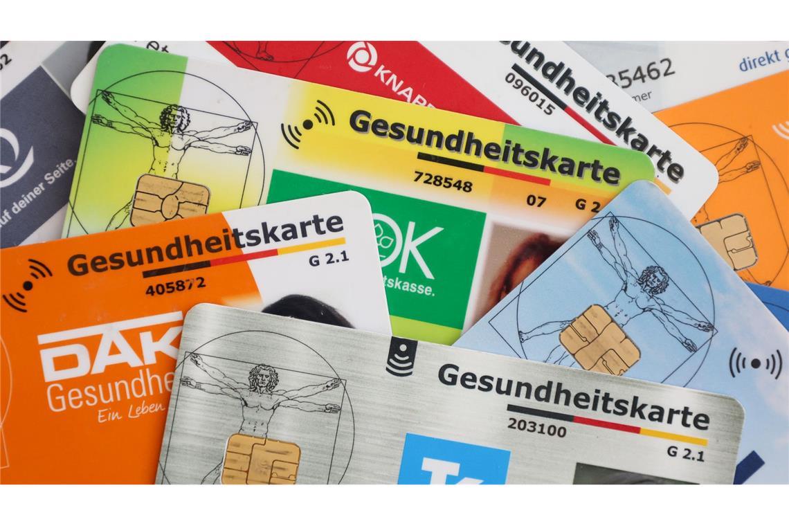 Große Kassen heben Zusatzbeiträge 2026 an