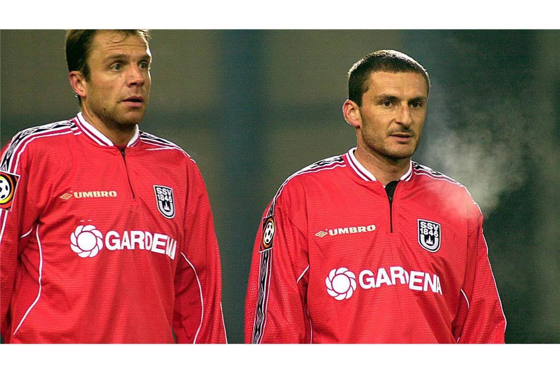 Die technisch starken Mittelfeldstrategen Rainer Scharinger (li.) und Adnan Kevric spielten auch für die Stuttgarter Kickers und den SSV Ulm 1846. Kevric stand nach seiner Zeit bei den Blauen von 1993 bis 2000 ein Jahr lang an der Donau unter Vertrag. Scharinger spielte dagegen erst für den SSV (1999 bis 2001) und dann ein Jahr in Degerloch.