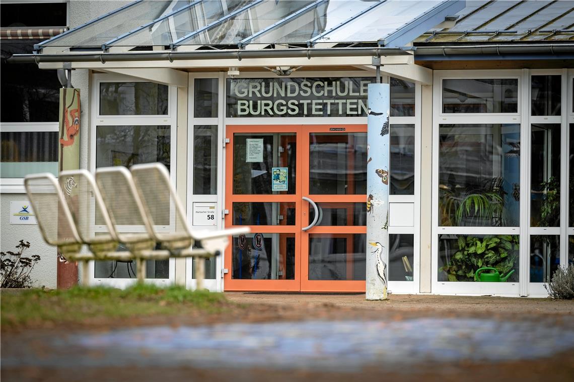 Teurer Glasfaseranschluss für die Schule in Burgstetten