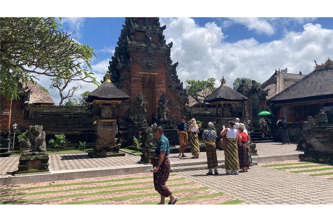 Die Tempel Balis gelten bei Touristen aus aller Welt als Attraktion.