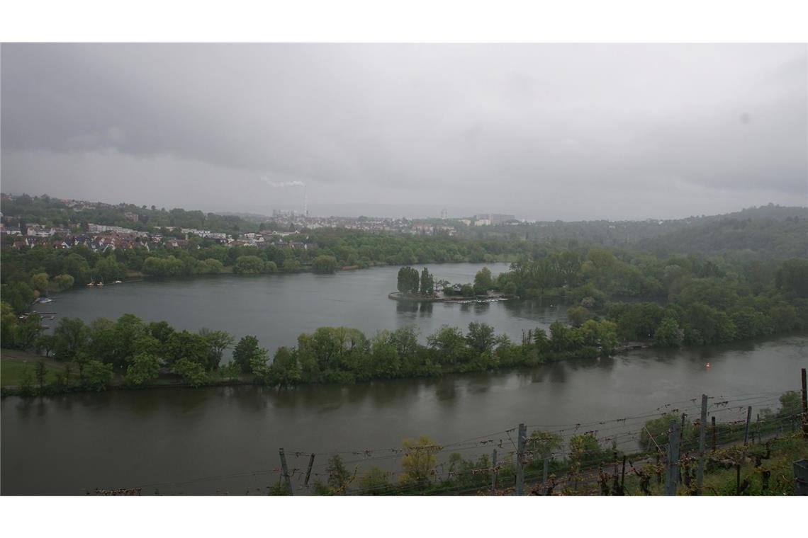Die Temperaturen sinken ab Montag auf Werte zwischen 5 und 9 Grad. (Archivbild)