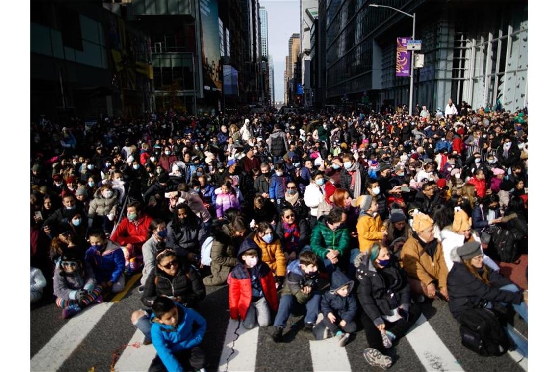 Amerikaner feiern Thanksgiving - Parade in New York