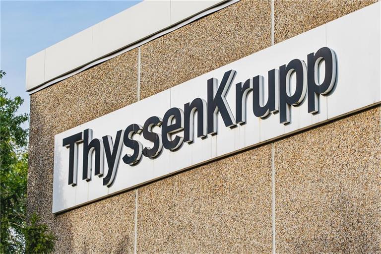 Die Thyssenkrupp-Aktie erlebte am 16.09.2025 ein Auf und Ab: Zunächst fiel der Kurs deutlich, dann sorgte das Jindal-Interesse an Steel Europa für eine kräftige Erholung.
