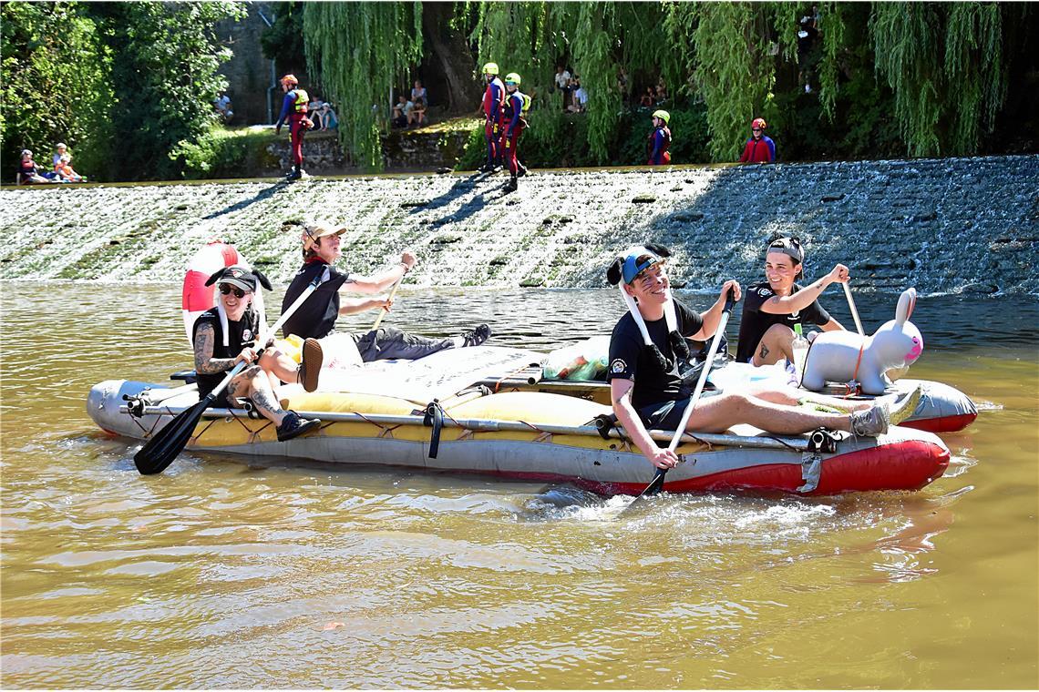 Die Tiertafel Rems-Murr startet für den guten Zweck. 39. Murr-Regatta in Backnan...