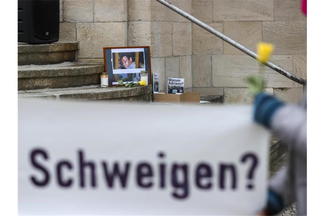 Fall Jalloh: Angezündete Matratze vor Staatsanwaltschaft