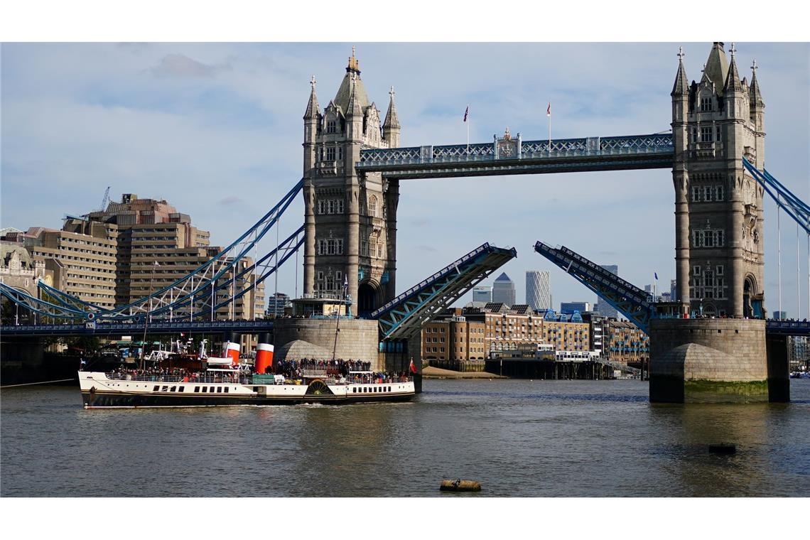Fergie korrigiert "London Bridge"-Fehler nach fast 20 Jahren Die Tower Bridge in London wird manchmal fälschlich als London Bridge bezeichnet. Auch Sängerin Fergie trug mit ihrem Musikvideo zum Missverständnis bei.