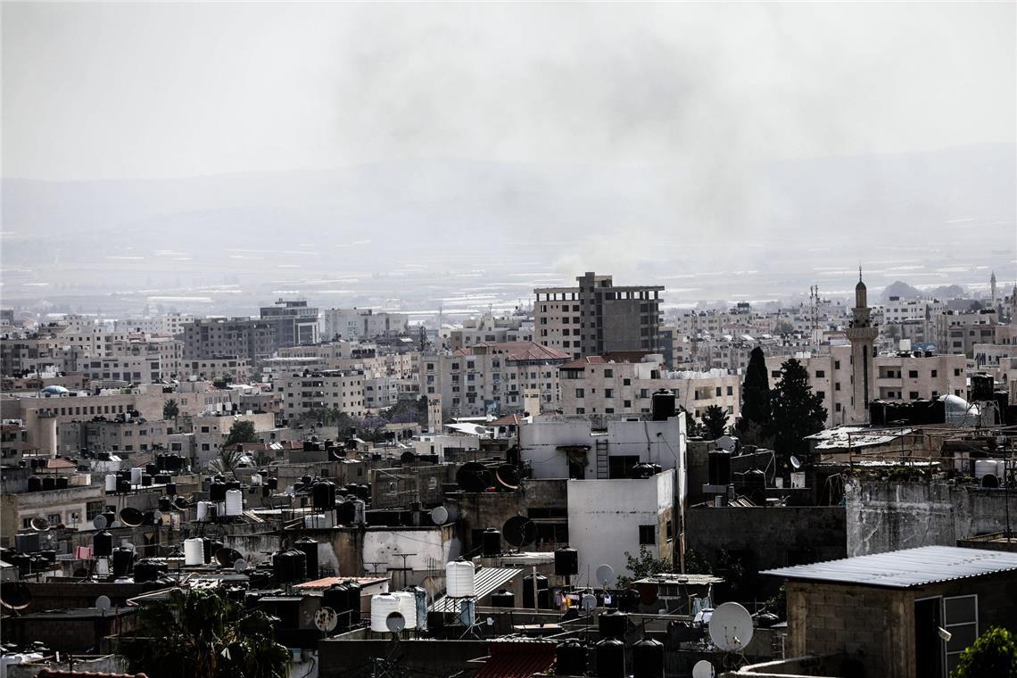 Netanjahu warnt Einwohner der Stadt Gaza: „verschwinden Sie" Die Truppen seien zu einem Anti-Terror-Einsatz im Großraum der Stadt Dschenin gewesen.