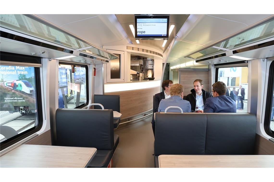 "Knödelexpress" nach Prag bleibt teilweise erhalten Die Tschechischen Bahnen ersetzen auf der Strecke Prag–Berlin schrittweise ihre alten Züge durch moderne Comfort- Jets. (Archivbild)