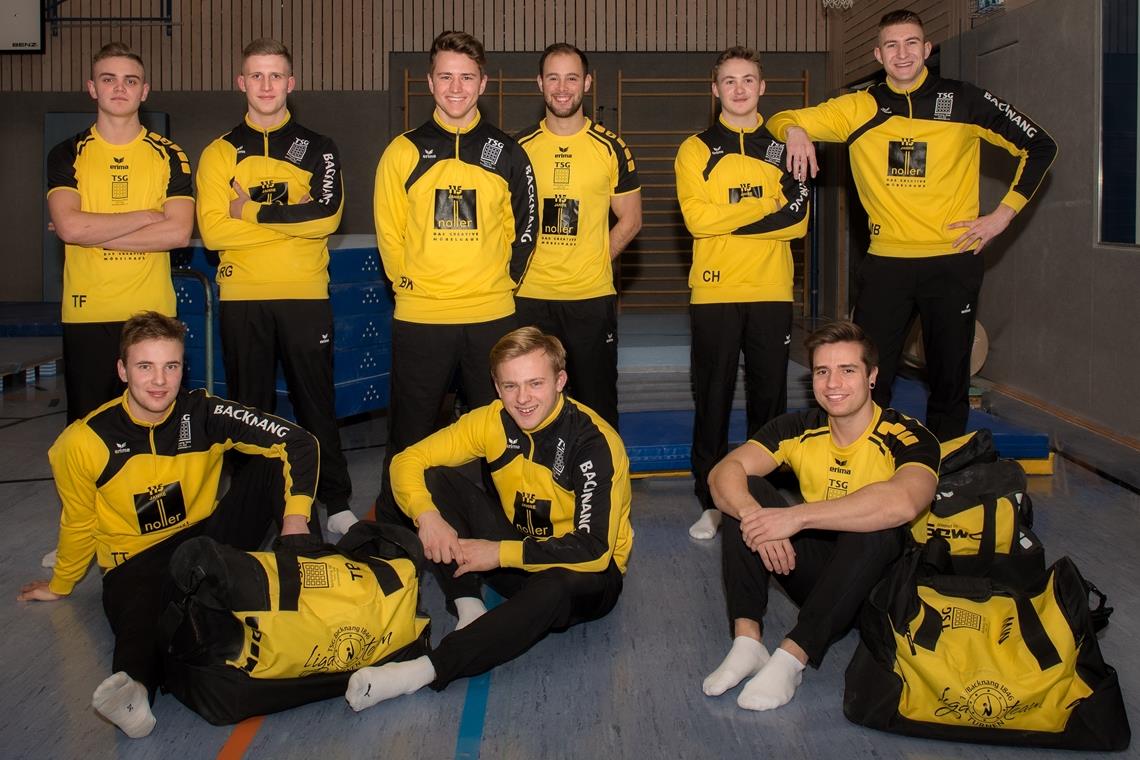 Zweite TSG-Riege betritt Neuland Die TSG-Turner Max Blessing, Connor Heiland, Sebastian Krimmer, Luis Ertel, René Graminske und Tom Fischer (hinten von links), Timo Bauer, Urs Böckheler und Tim Tasol (vorne von links) blicken der neuen Saison in der Verbandsliga entgegen. Foto: privat