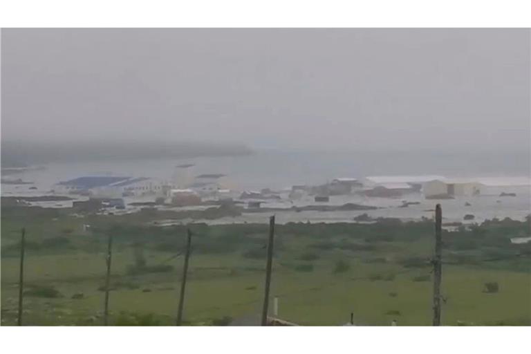Die Tsunami-Wellen trafen die Küste im fernen Osten Russlands.