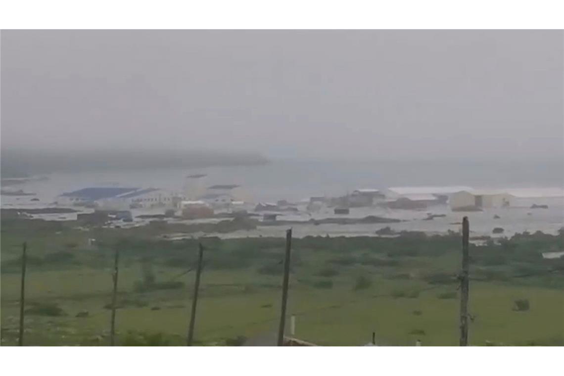 Heftiges Erdbeben löst Tsunami-Alarm am Pazifik aus Die Tsunami-Wellen trafen die Küste im fernen Osten Russlands.