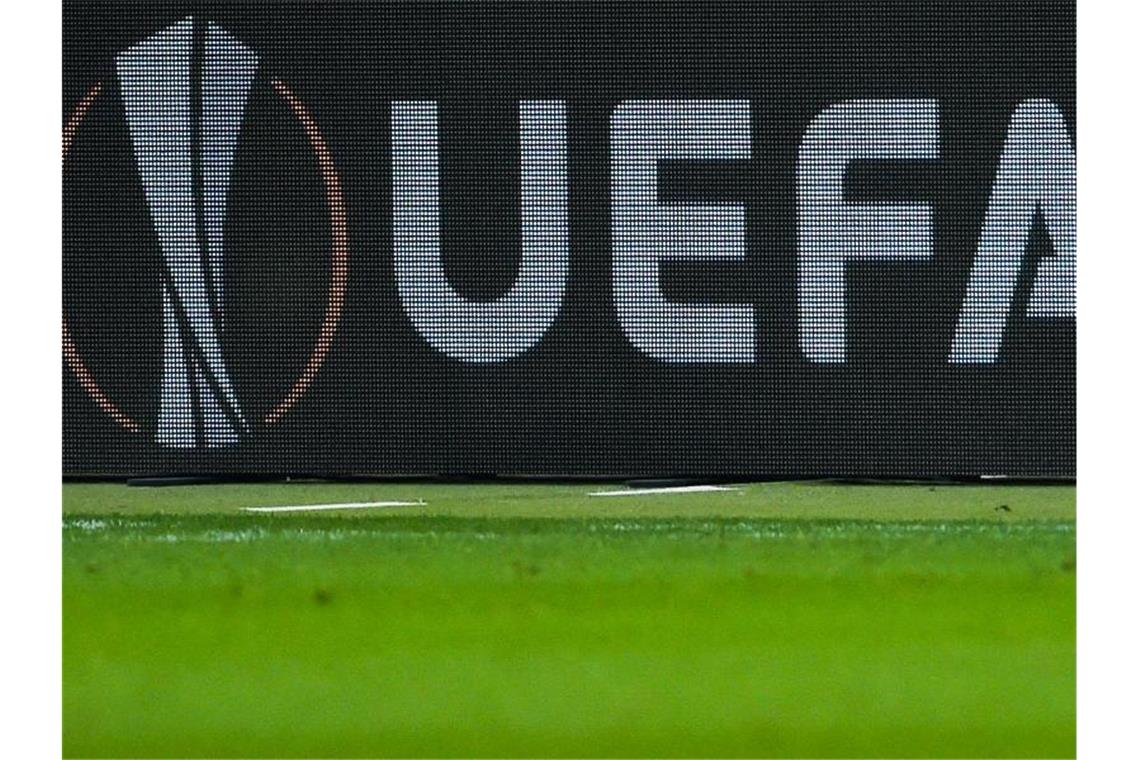 Die UEFA rät ihren Mitgliedsverbänden zum vorzeitigen Saison-Aus aufgrund der Coronavirus-Pandemie. Foto: Silas Stein/dpa