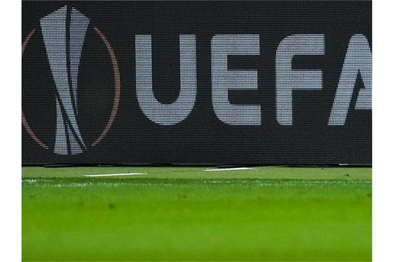 Die UEFA rät ihren Mitgliedsverbänden zum vorzeitigen Saison-Aus aufgrund der Coronavirus-Pandemie. Foto: Silas Stein/dpa