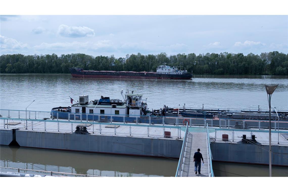 Tote nach Explosion bei Flussbaggerarbeiten in der Donau Die ukrainischen Donauhäfen sind ein wichtiger Teil der Hafeninfrastruktur des Landes und wurden wiederholt von russischen Drohnen angegriffen. (Archivbild)