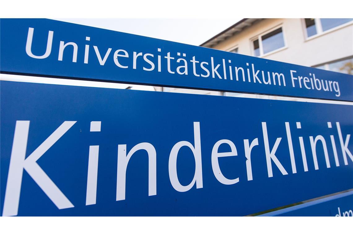 Die Uniklinik zahlt Schadensersatz.